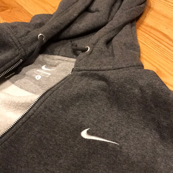 Nike Jacket - Picture 3 of 4